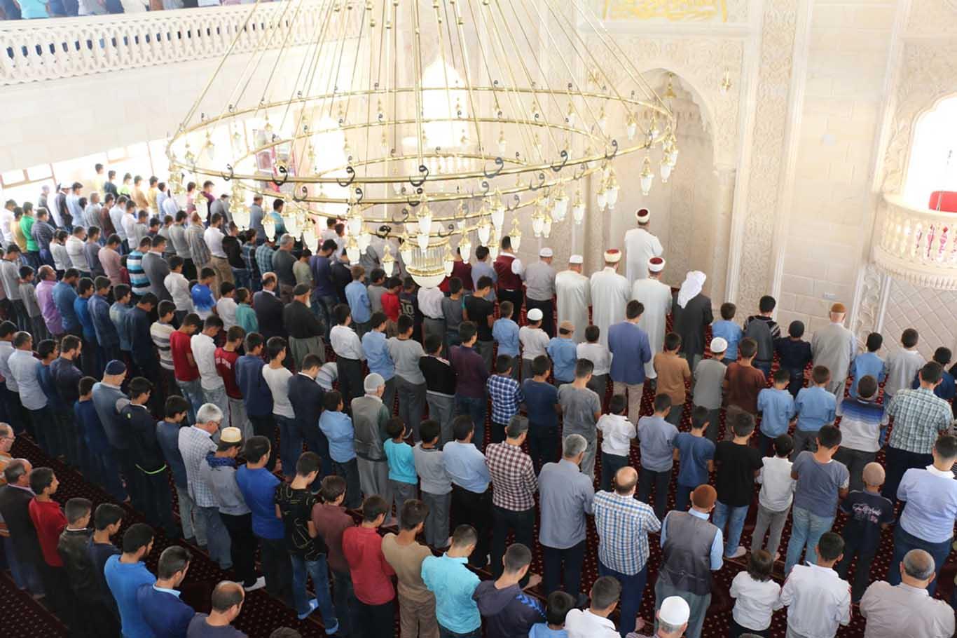 Şanlıurfa'da bin kişi kapasiteli caminin açılışı yapıldı